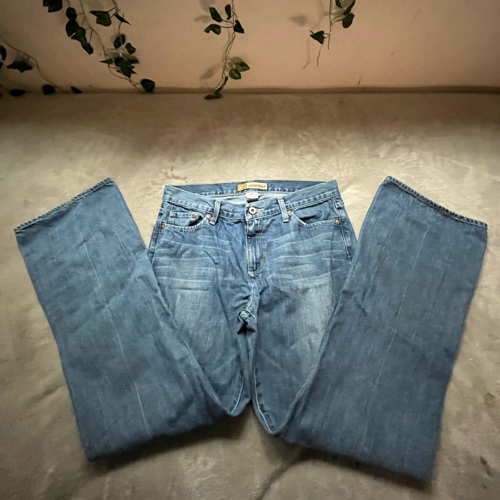 CUTE BOOTCUT JEANS